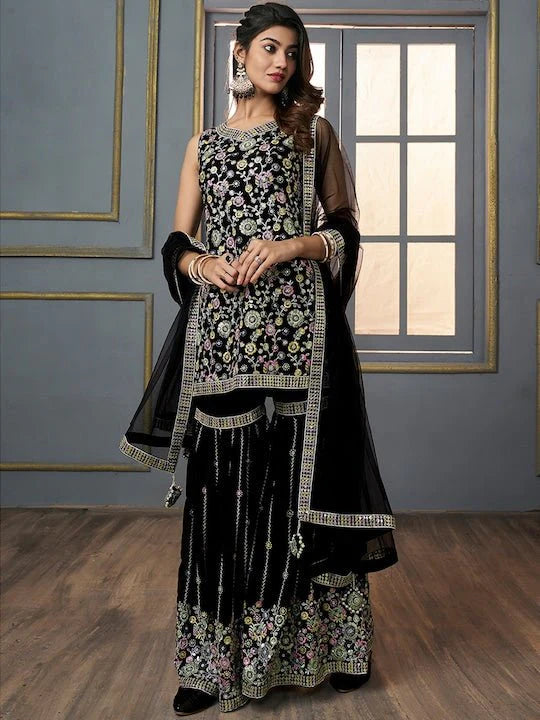 V-Neck Floral Embroidered Sequinned Detailed Kurta & Sharara With Dupatta